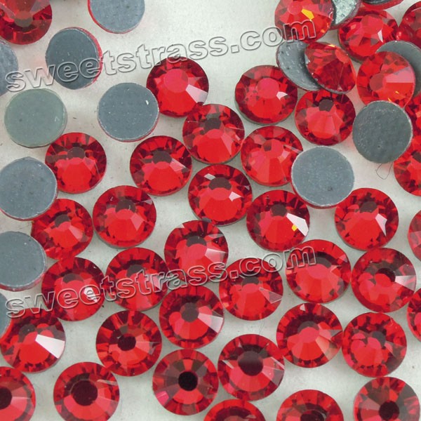 Rojo Rhinestones Cristal ss8 2.5mm