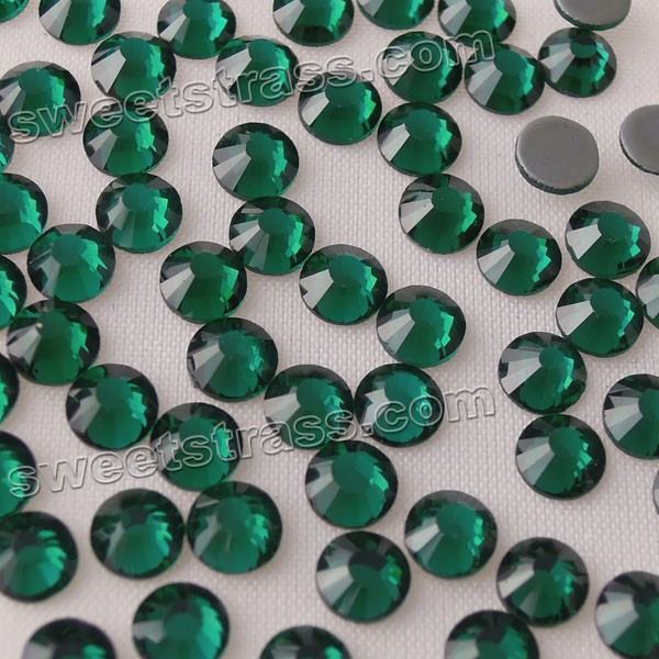 cristales hotfix verde esmeralda 8mm ss40
